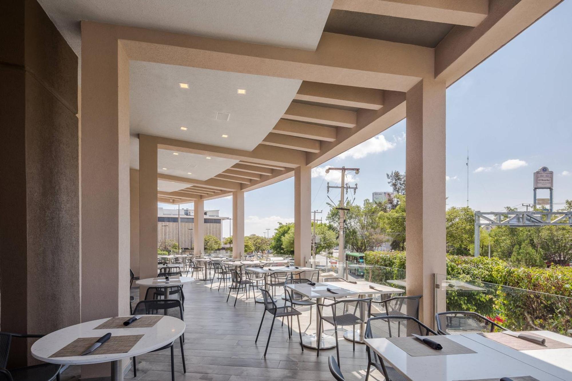 Ac By Marriott Guadalajara Expo Hotel 3*
